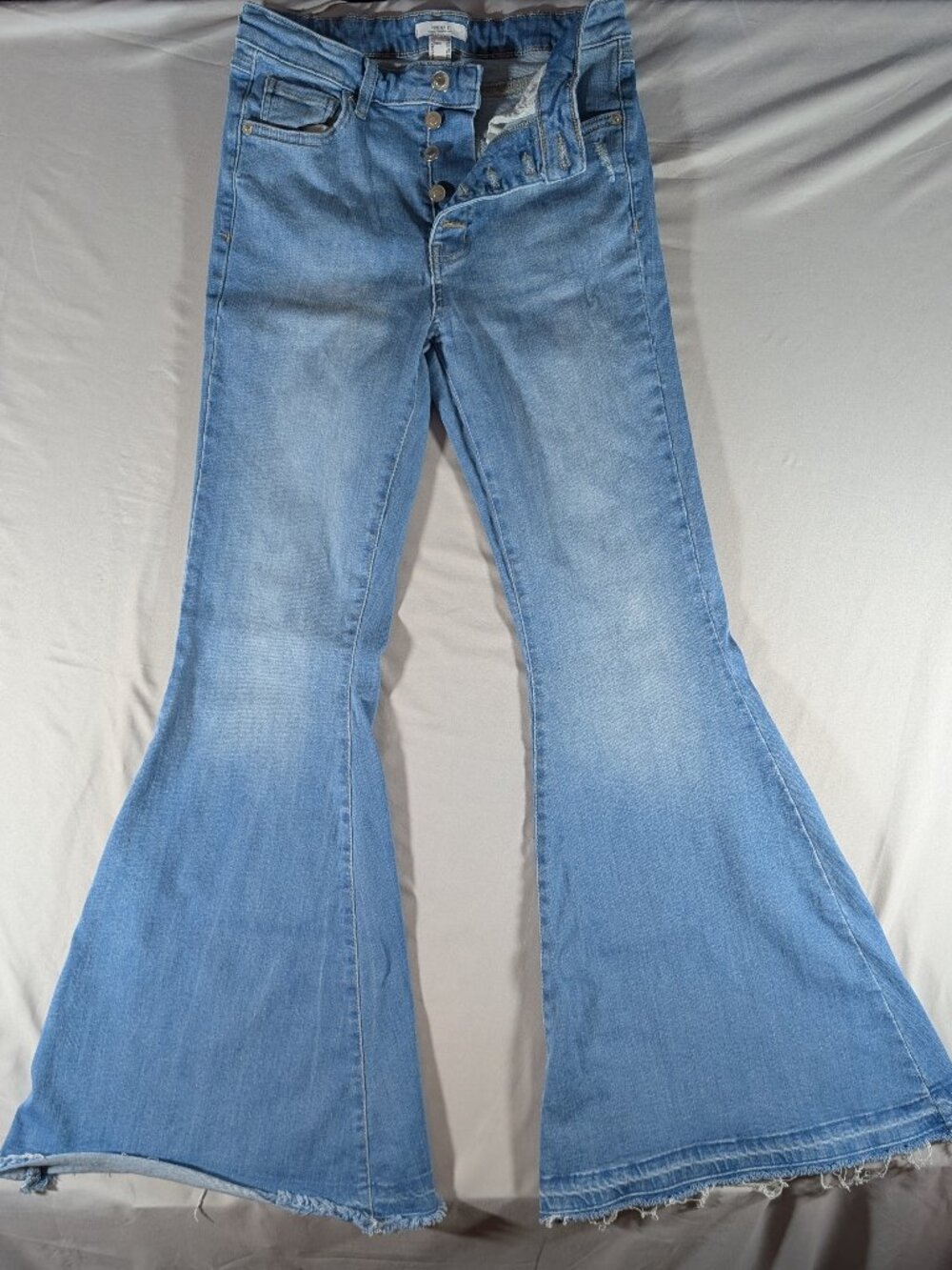 Forever 21 Premium Button Fly Flare Jeans Women's Size 27 Light Wash